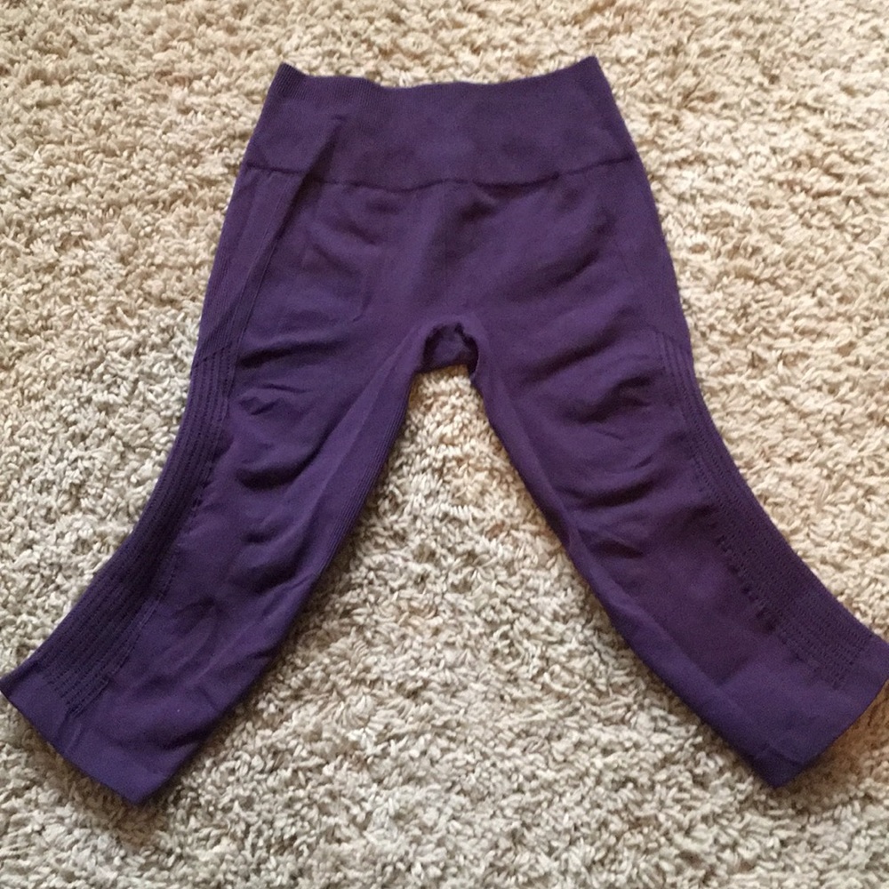 Lulu running crops